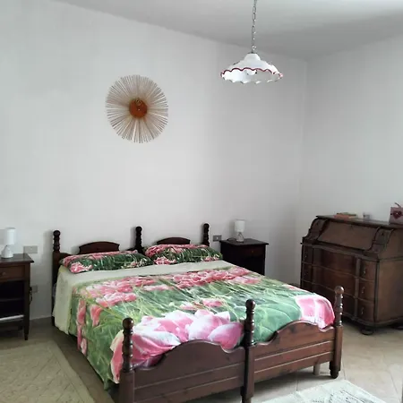 Chiaro Di Luna Budoni