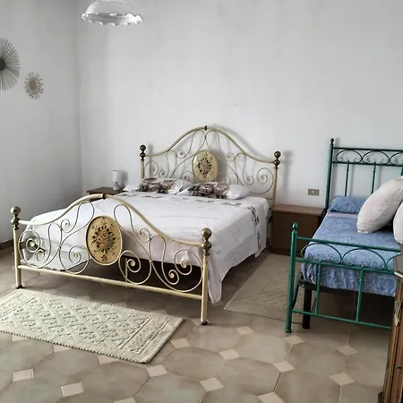 Chiaro Di Luna Budoni